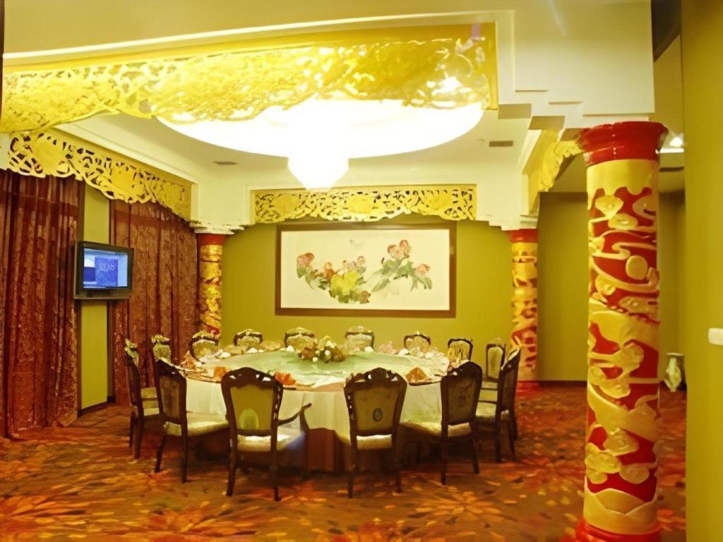 New Friendship Hotel Luoyang (Henan) Exterior foto